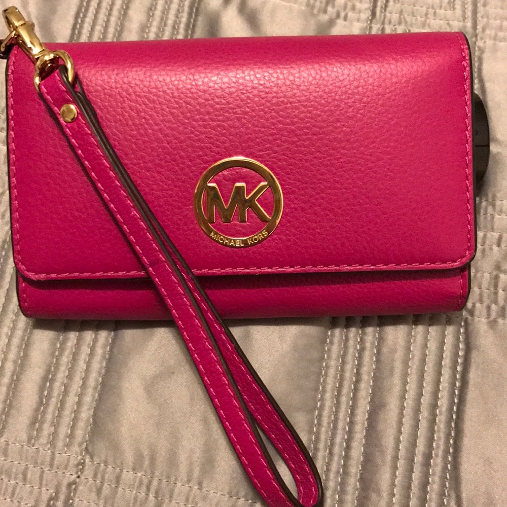 Michael Kors Wristlet